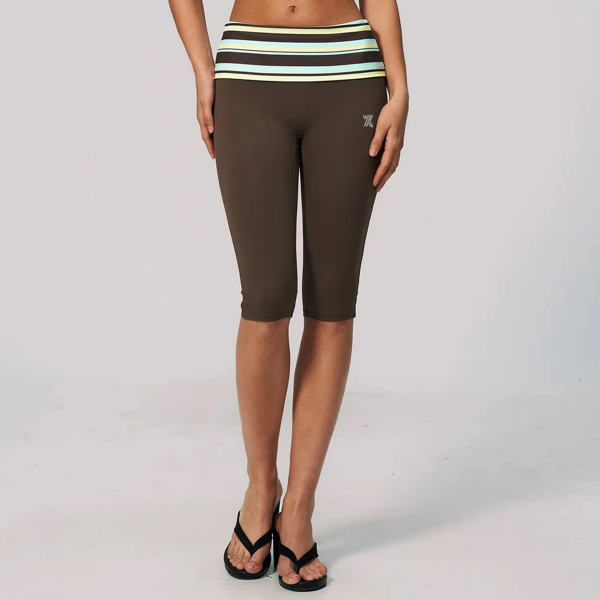 Velora Seralyn™ Striped High-Waist Fold-Over Capri Leggings