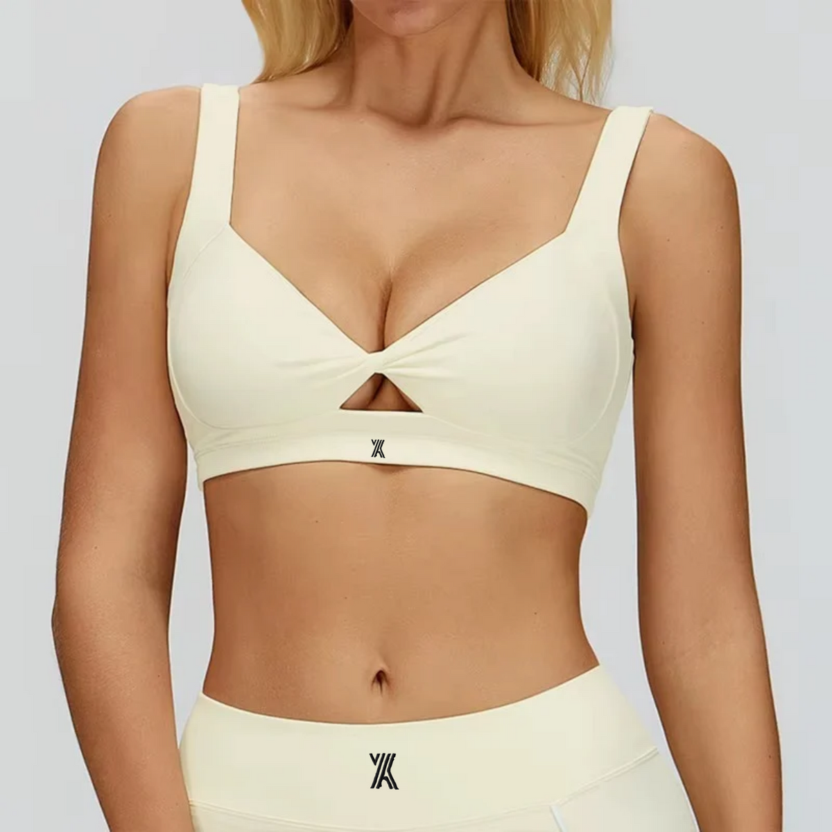 Velora Selyra™ Backless Performance Sports Bra